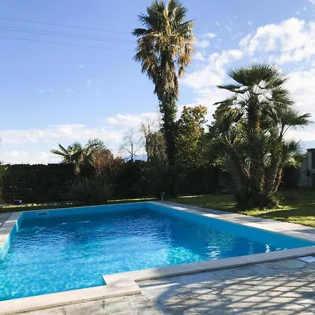 Chez Castagnet Holiday home *